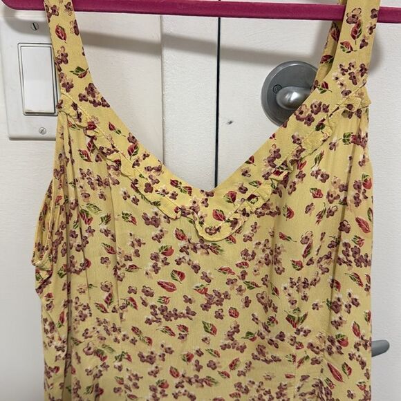 Kamellia by P.R. Floral Midi Sundress. Yellow/Red/Purple. Size Medium. - Picture 2 of 8